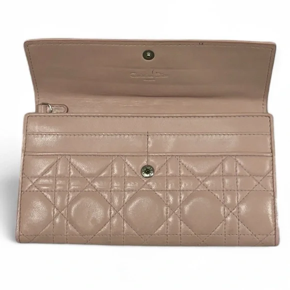 @glitterisgoals MYSTERY BAG SHOW!! MYSTERY BAGS - TWO GRAND PRIZES! LIVE NOV 22 - Picture 3 of 9